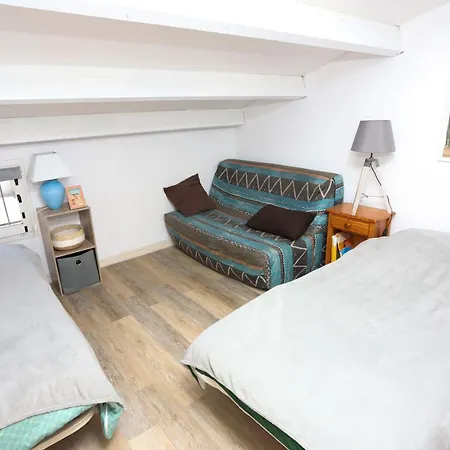 Dom wakacyjny Maison Fleurie Quartier Calme St Cyprien *