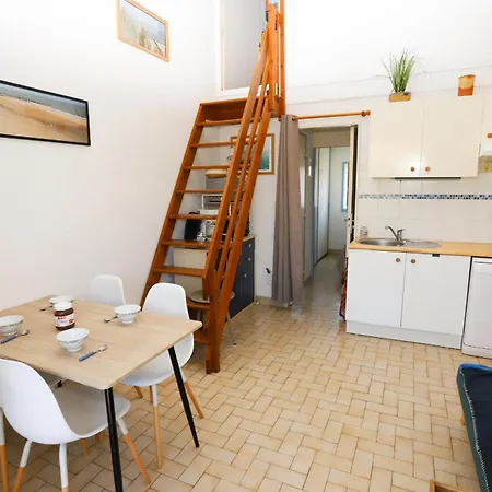 Holiday home Maison Fleurie Quartier Calme St Cyprien Saint-Cyprien (Pyrenees-Orientales)
